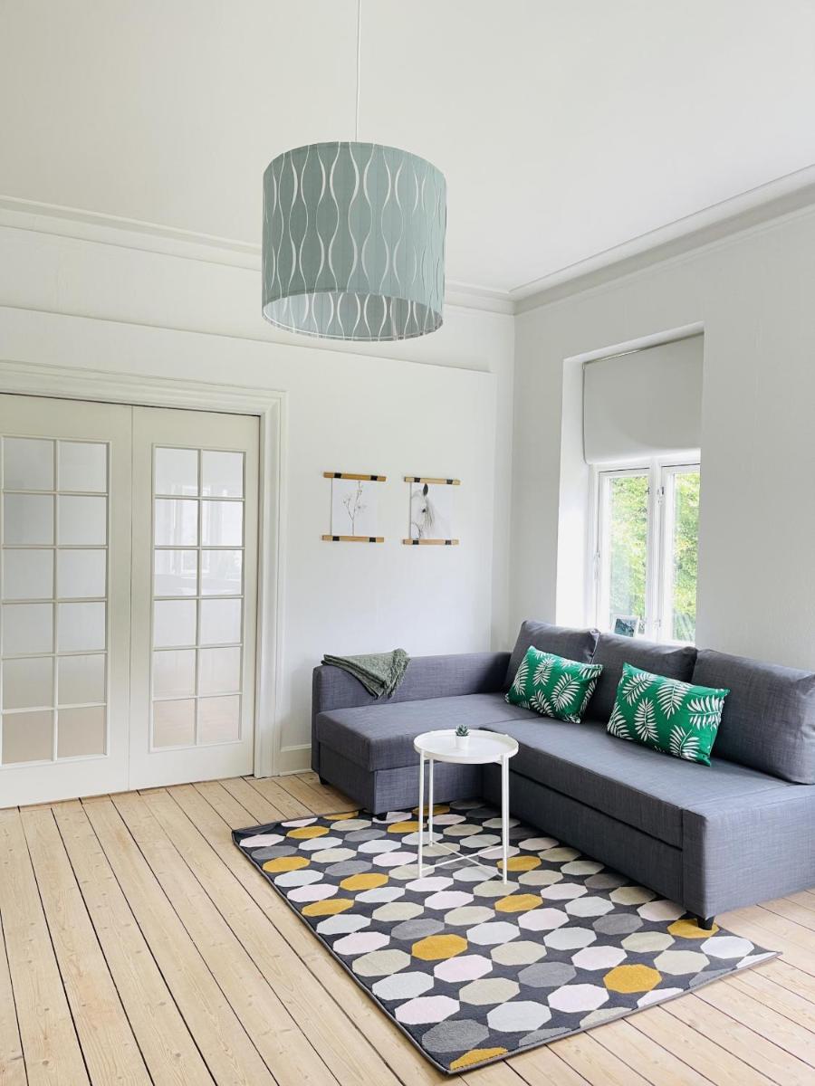 aday - City Central Mansion - 1 bedroom apartment with garden - Housity