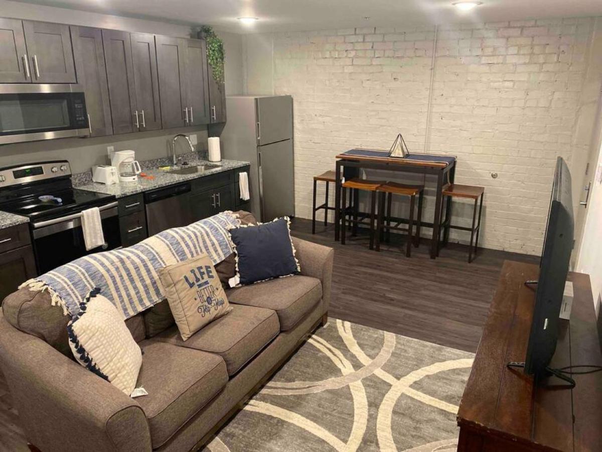Apt 251 Studio 2 Beautiful loft located in downtown Leavenworth - Housity