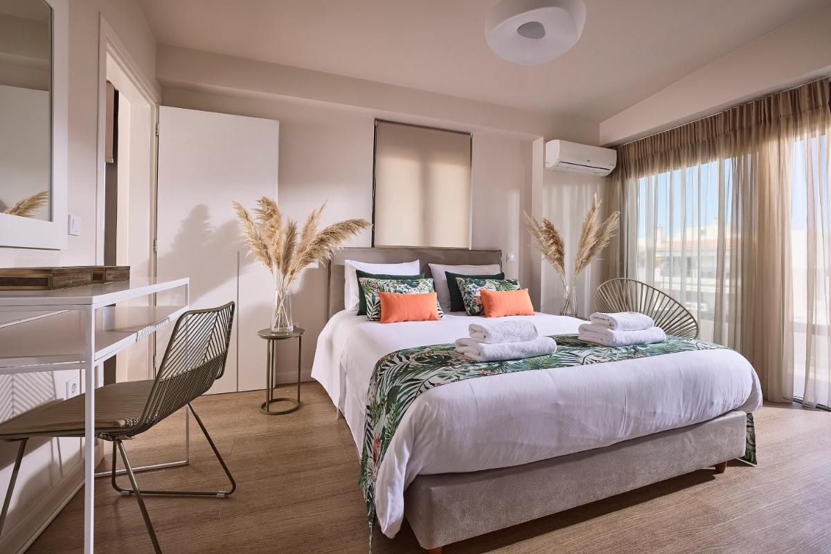 Elaia Luxury Apartments Glyfada - Housity
