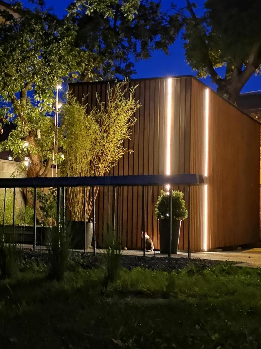 #outofboxproject tiny-home and garden house - Housity