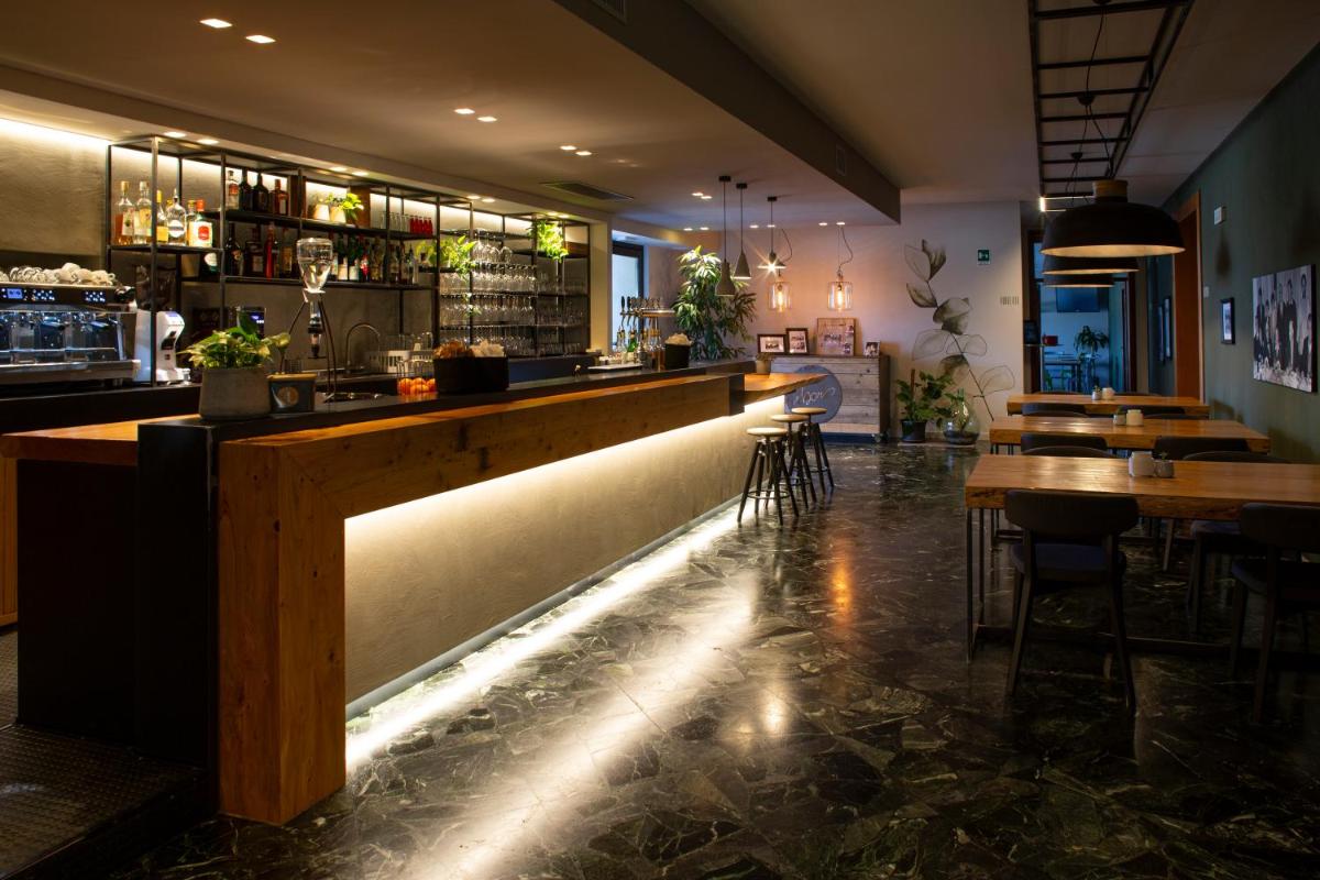 Albergo Ristorante Belvedere - Housity