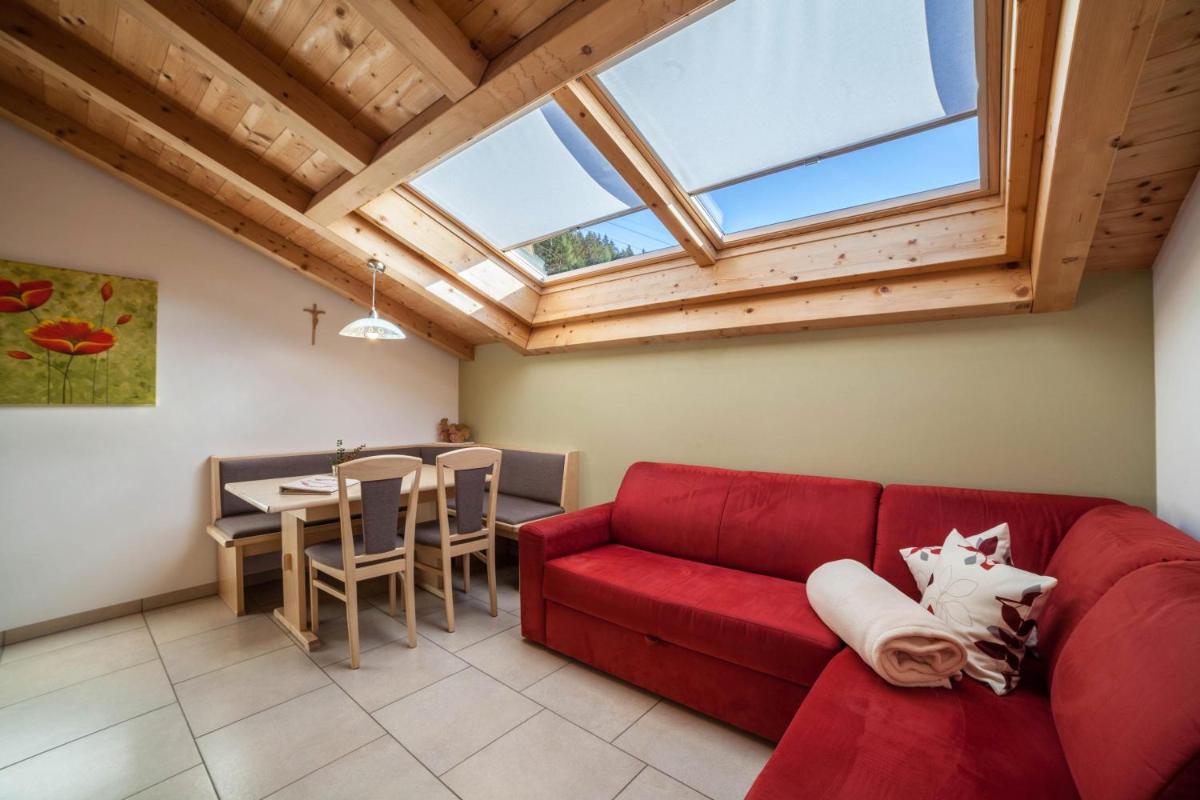 Tonigbauernhof Blumenwiese - Housity