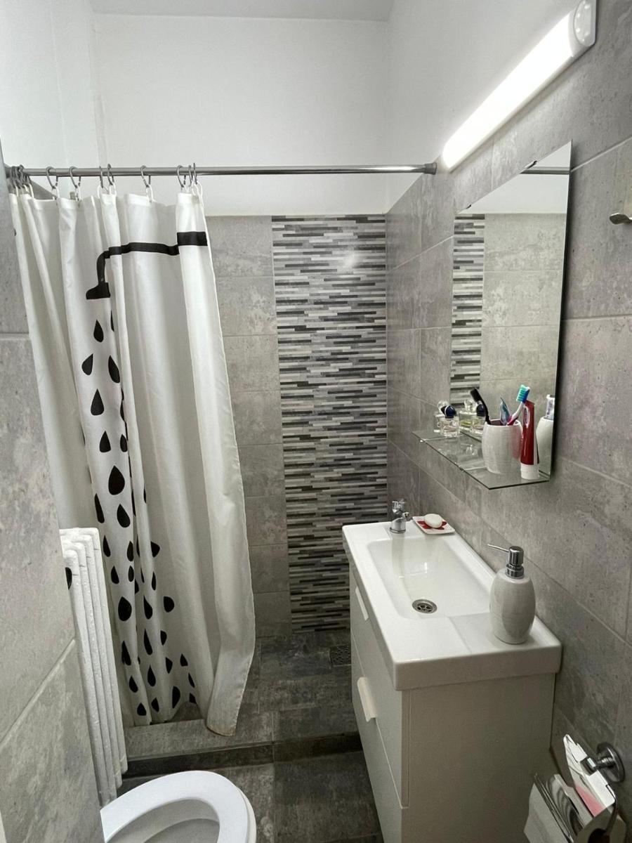 Centru charming new apartament piata universitate - Housity