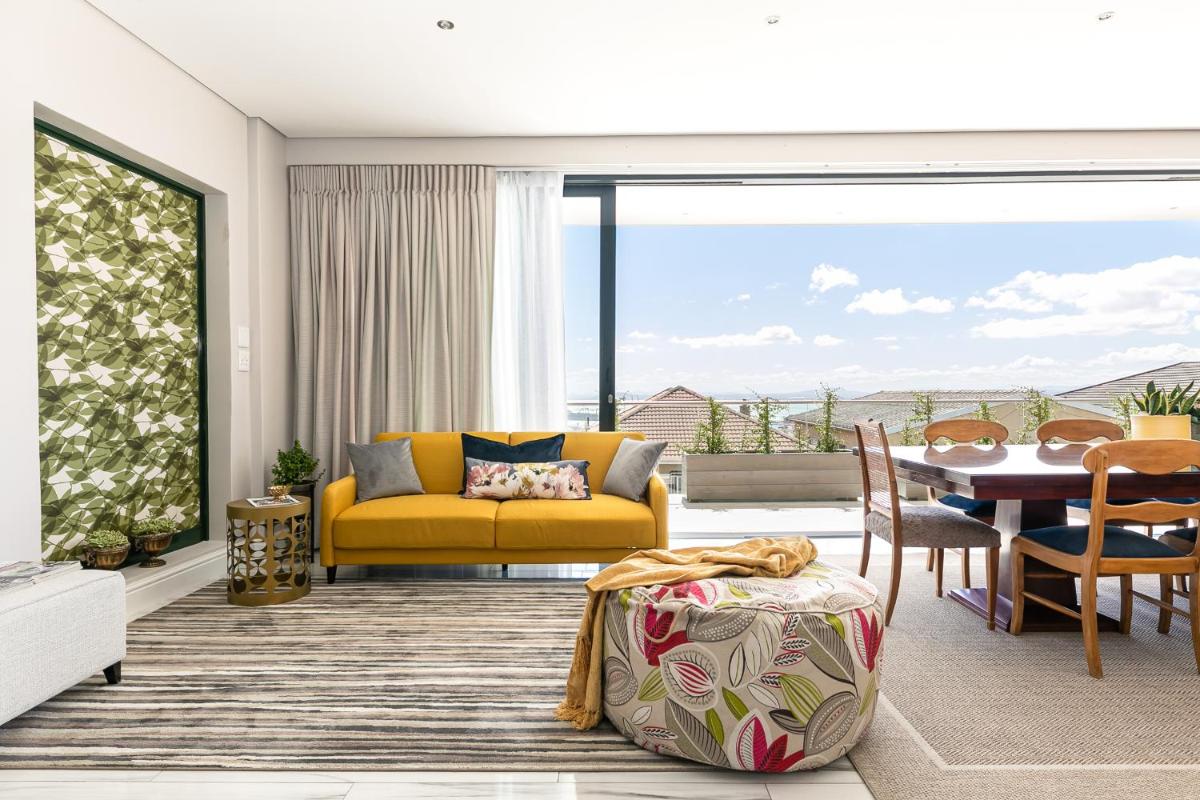 Cambridge Suites -#1 Spectacular Balcony - Housity