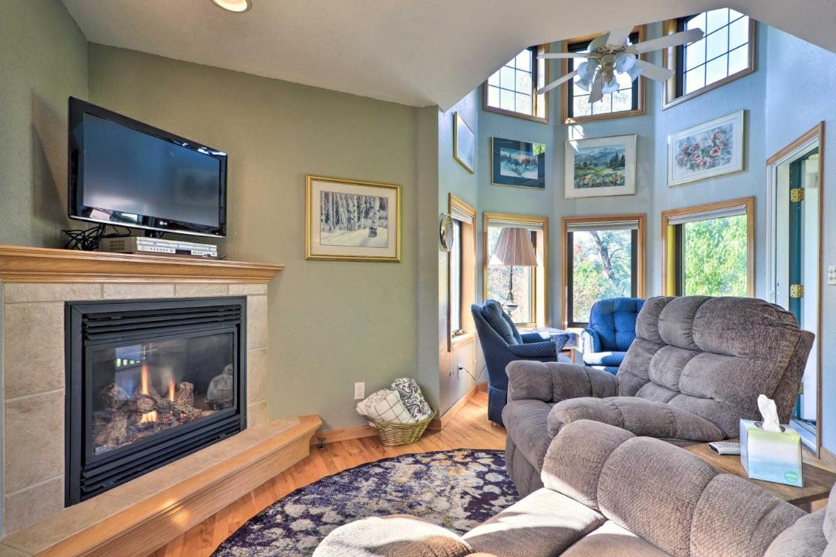 Loveland Guest House w/ Balcony by Boyd Lake - Housity