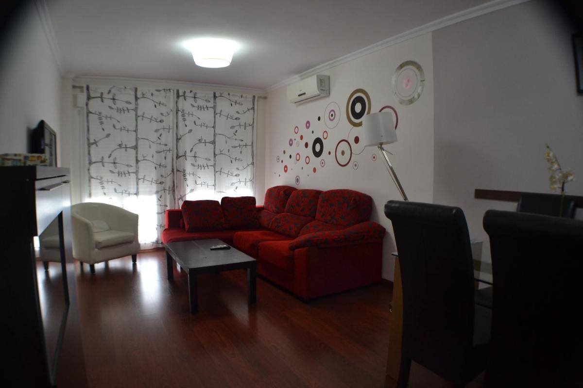 Apartamento Acueducto, tres dormitorios y parking gratis - Housity