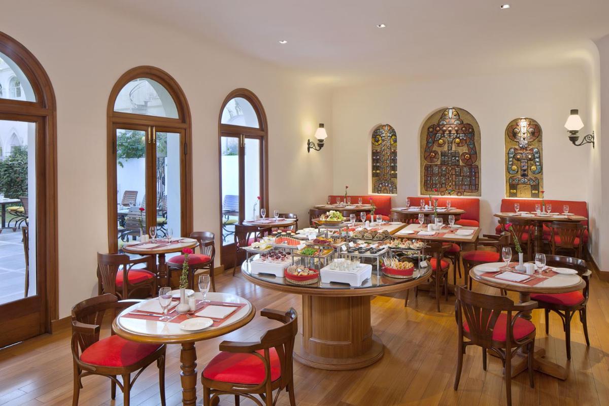 Suitetrails - Maidens Hotel New Delhi