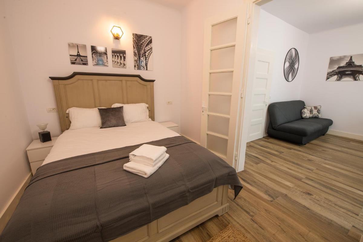 Old Town Suites Brașov - Housity