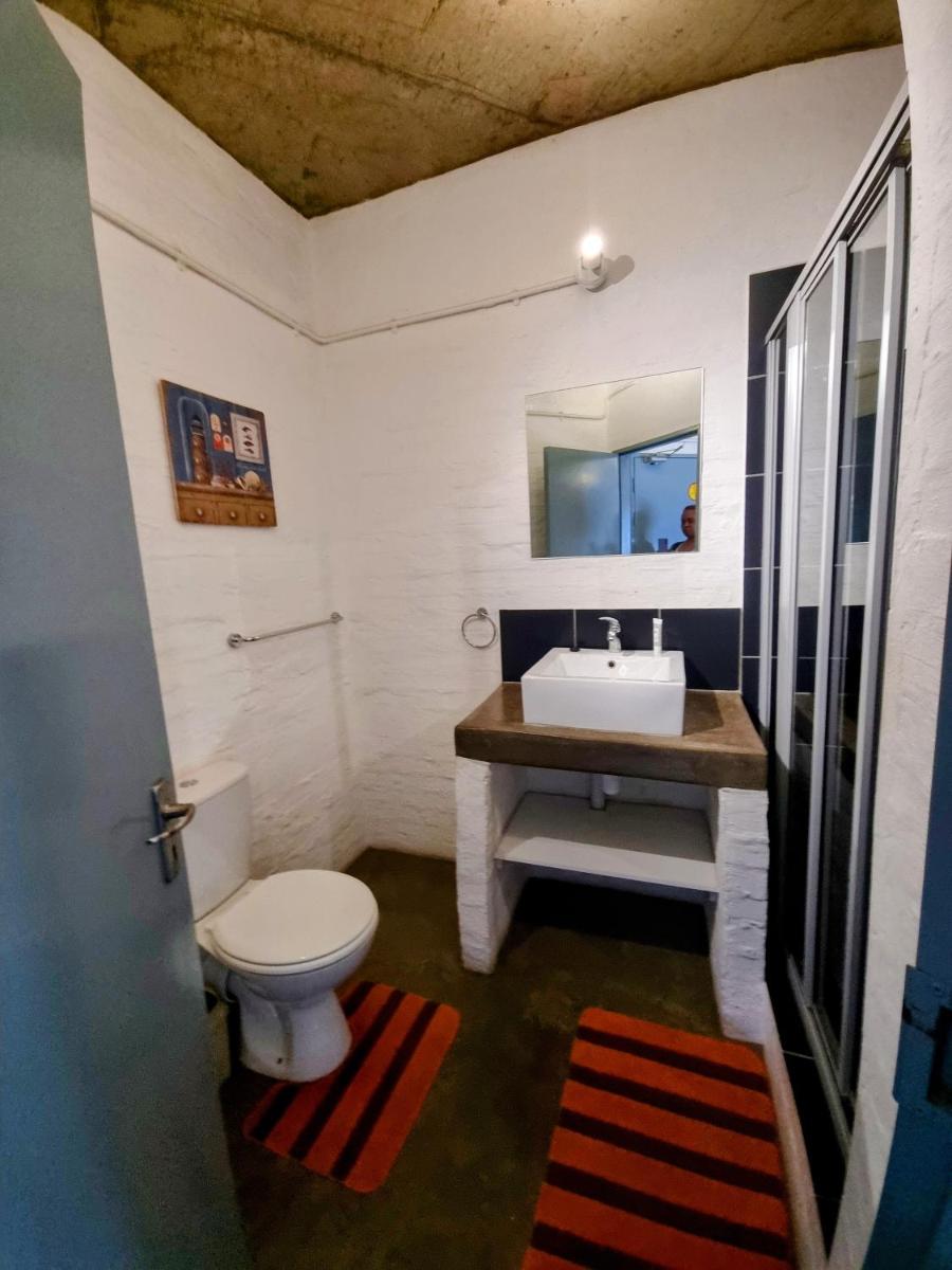 Kaleaba House in Vibey Maboneng Precint - Housity