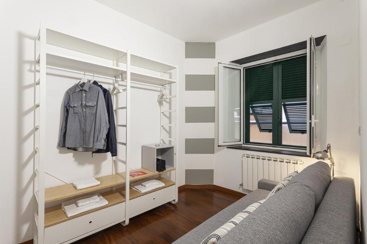Dock 4 - Appartamento Libeccio by Wonderful Italy - Housity