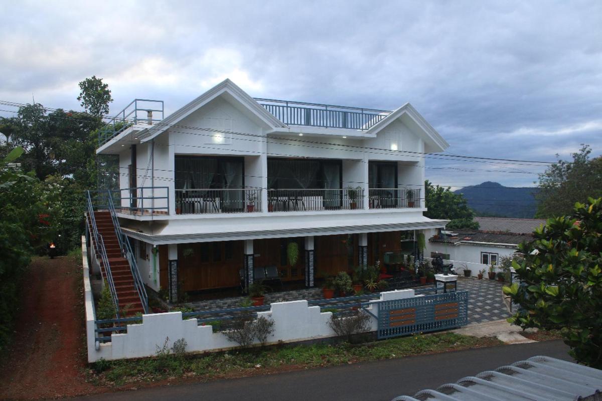 Suitetrails - Haritha Homestay Munnar
