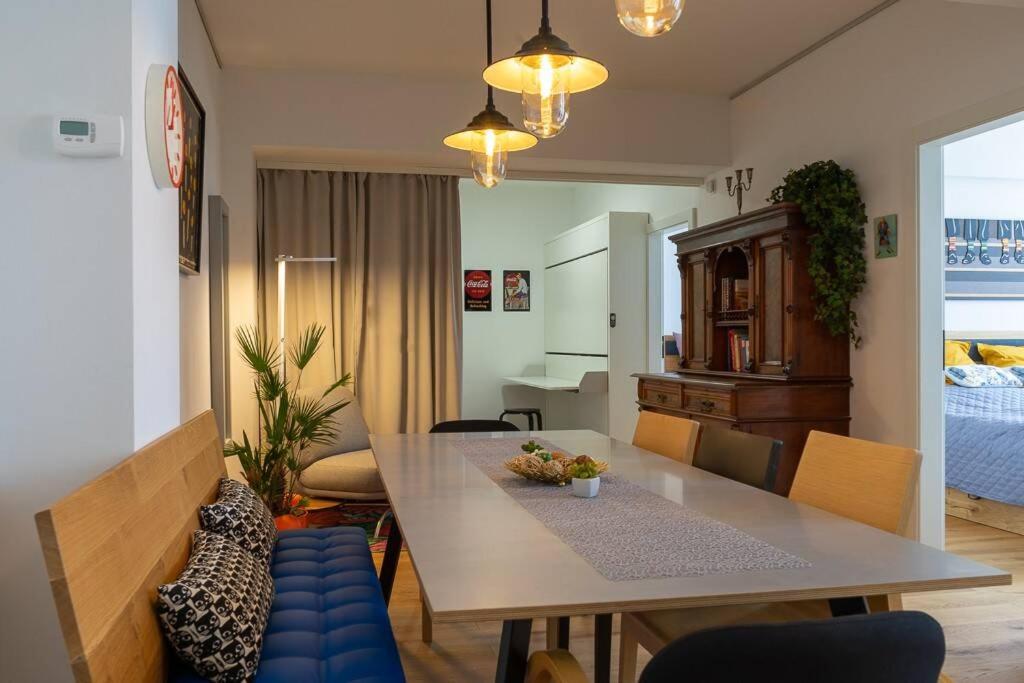 Suitetrails - Modern Apartment, 10 min. away from Salzburg HBF