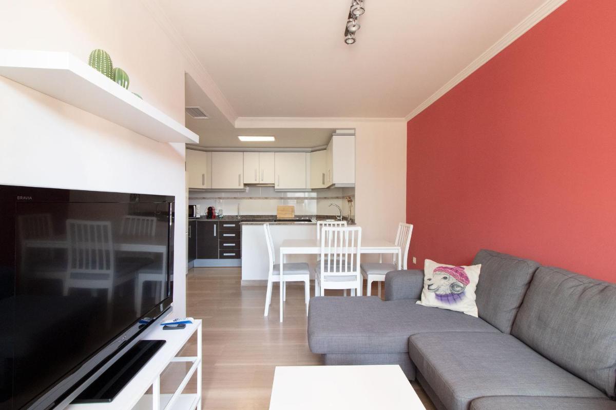Global Vacacional, Apartamento a 200m de la playa de Puerto de Sagunto - Housity