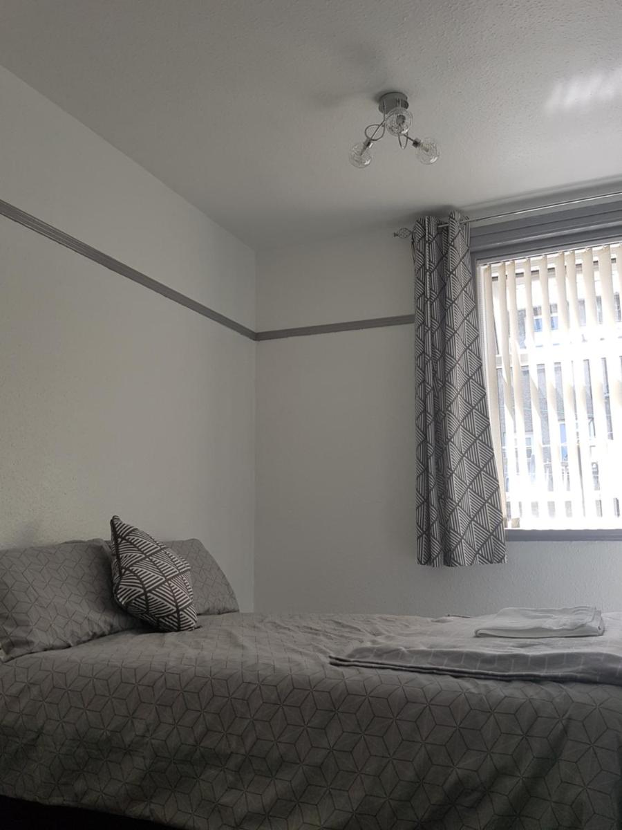 Cosy Room in Galashiels - Housity