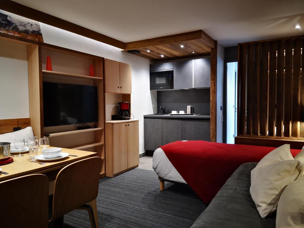 Cuisine ou kitchenette dans l'établissement Alliey & Spa Piscine Appart-hôtel Serre chevalier