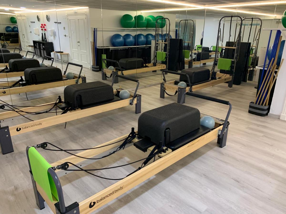 Gimnasio o instalaciones de fitness de Aparthotel Monarque Sultán