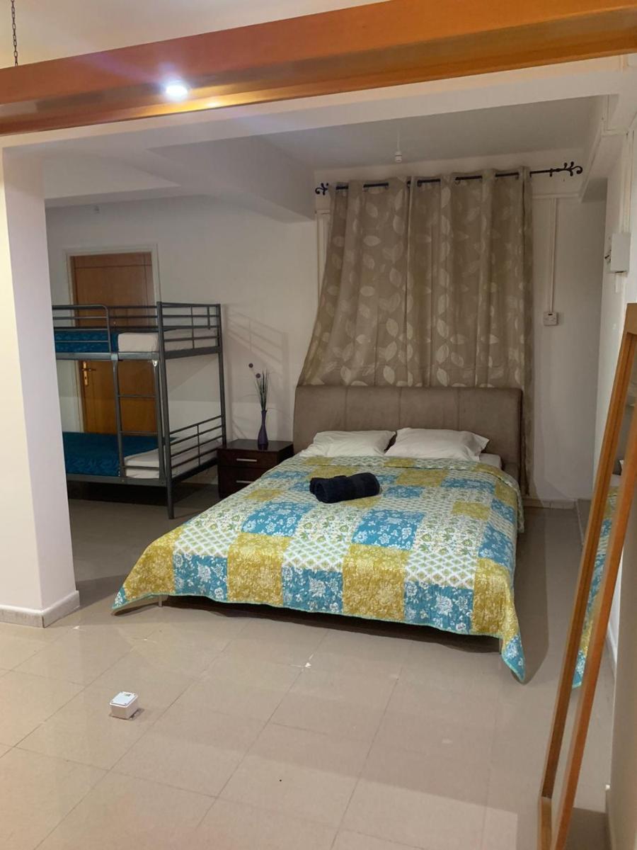 Ground floor apartment with big balcony - Housity