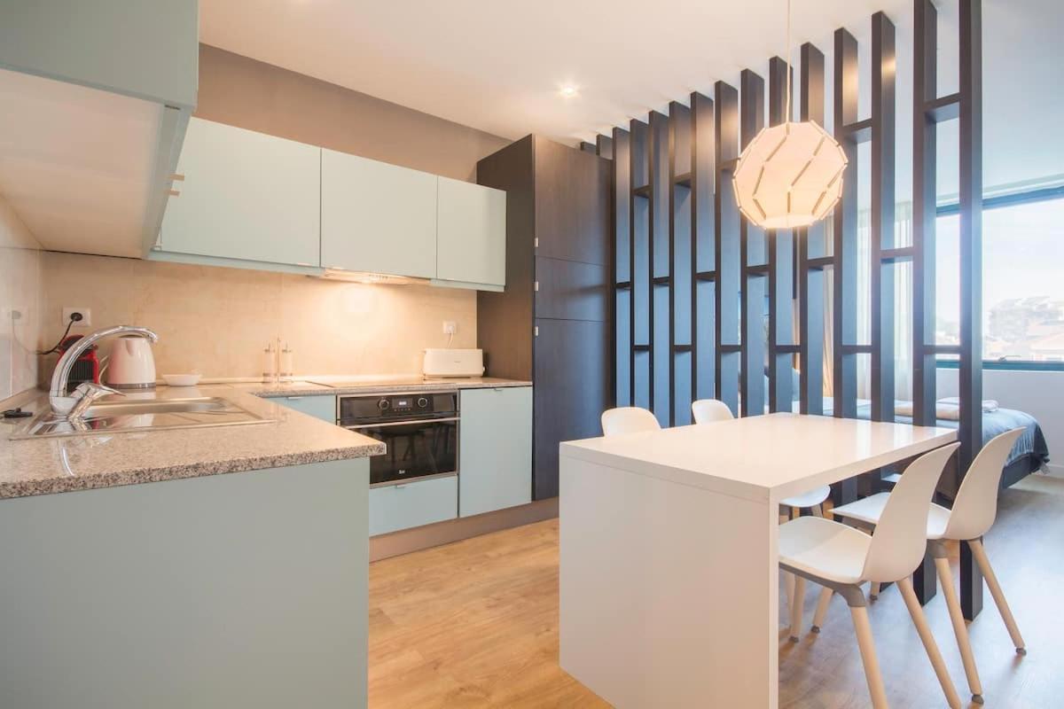 446 Galé Modern Apartment elevator,parking - Housity