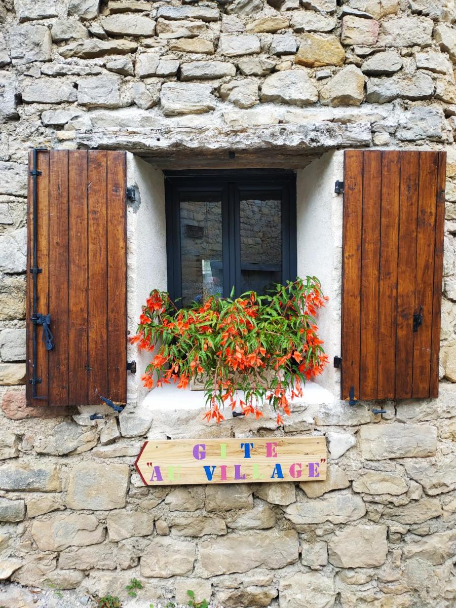 Au Village - Housity