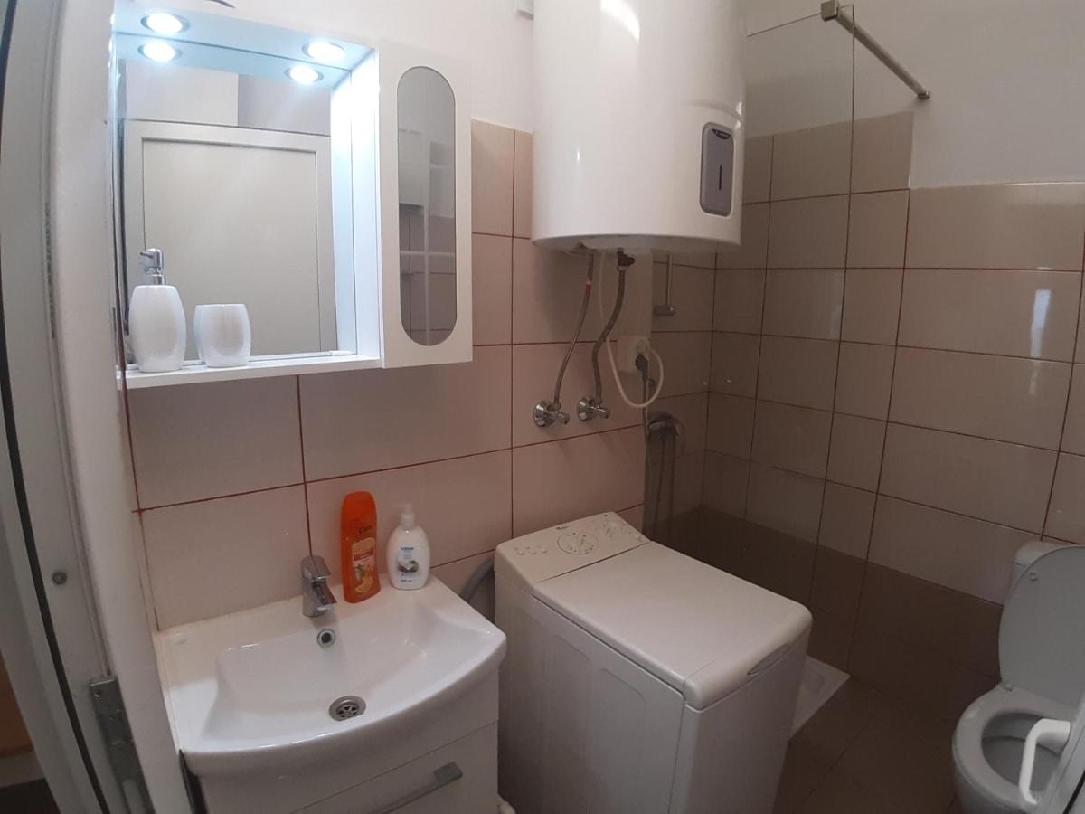 Suitetrails - Romantic calm apartments piata universitate