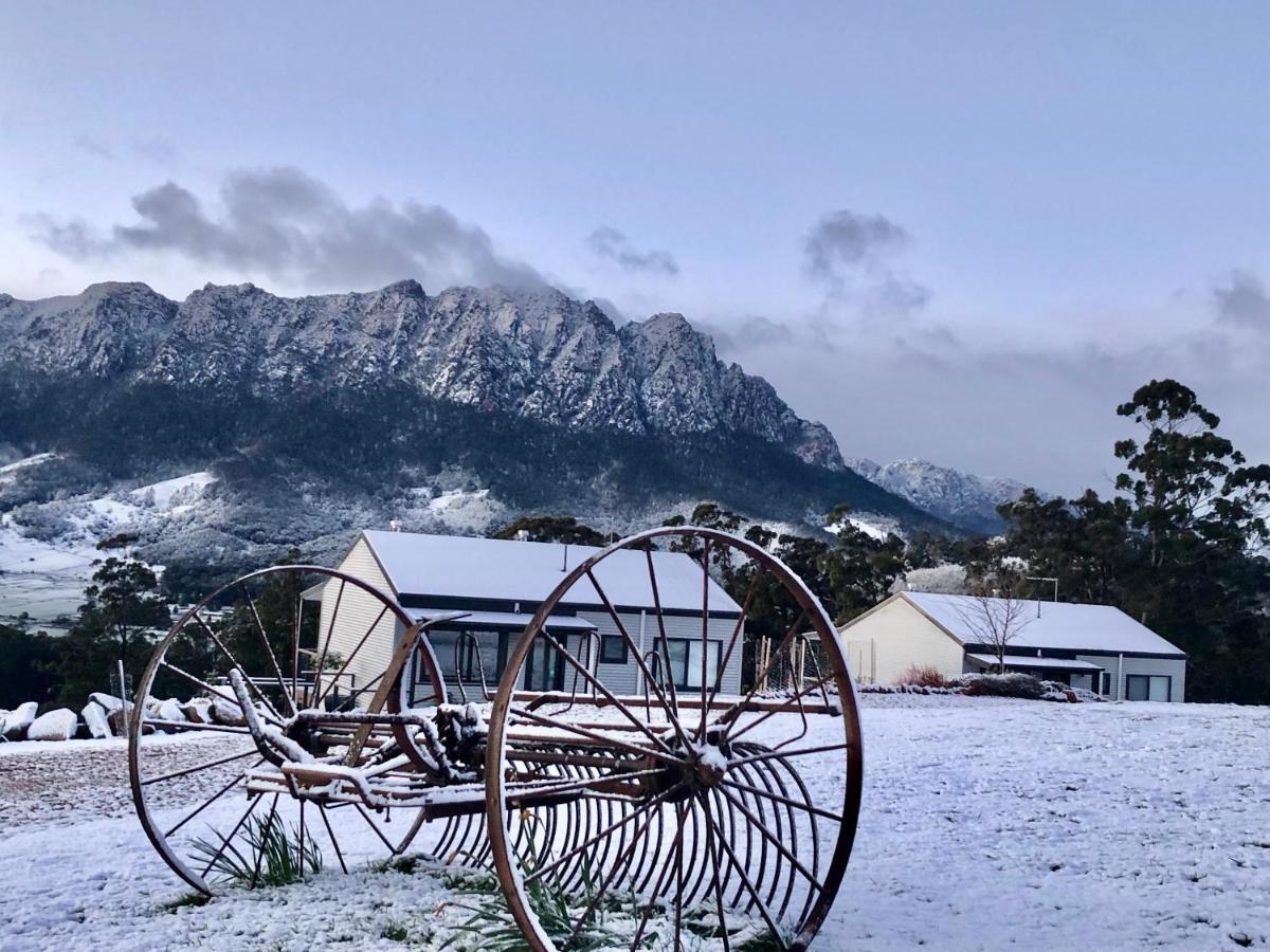 Manna Hill Farm - Housity