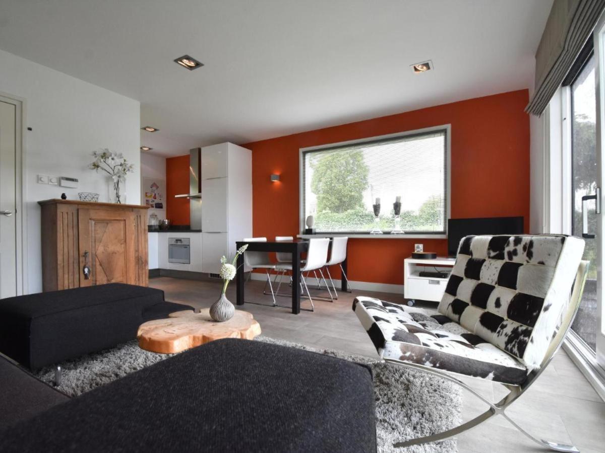 Riverside holiday home near Amsterdam - Housity