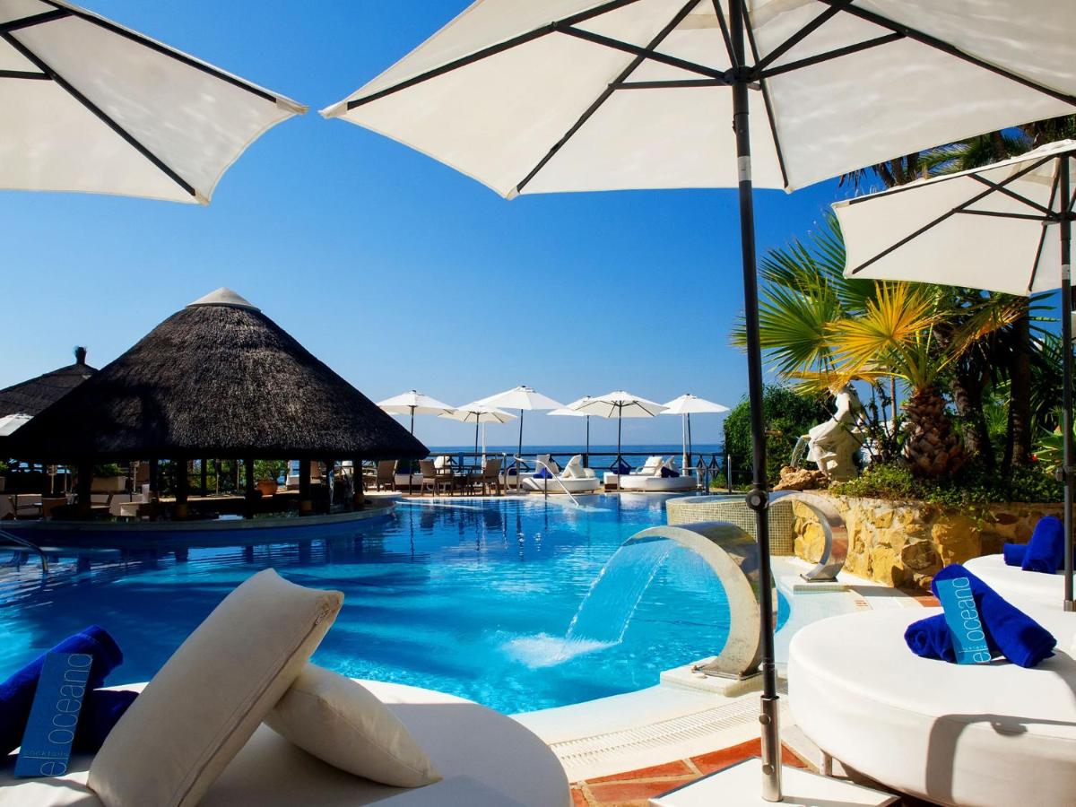 Piscina en o cerca de El Oceano Beach Hotel Adults only recommended