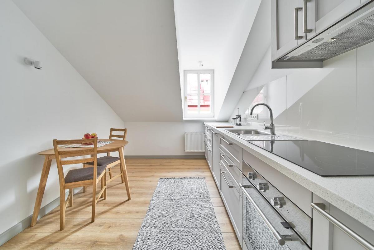 Super Cozy Apartment for Two, Vilnius City Centre - Housity