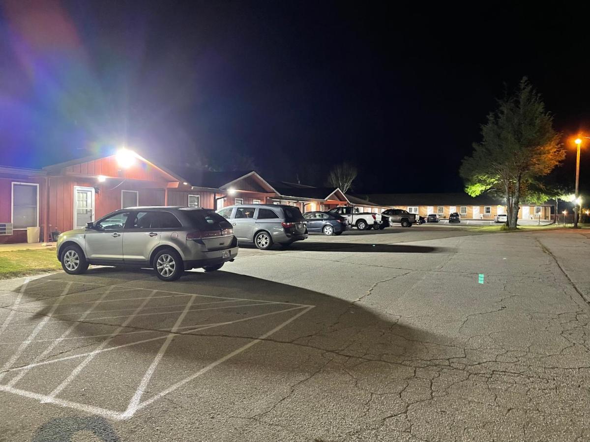 PINE VALLEY MOTEL - Housity