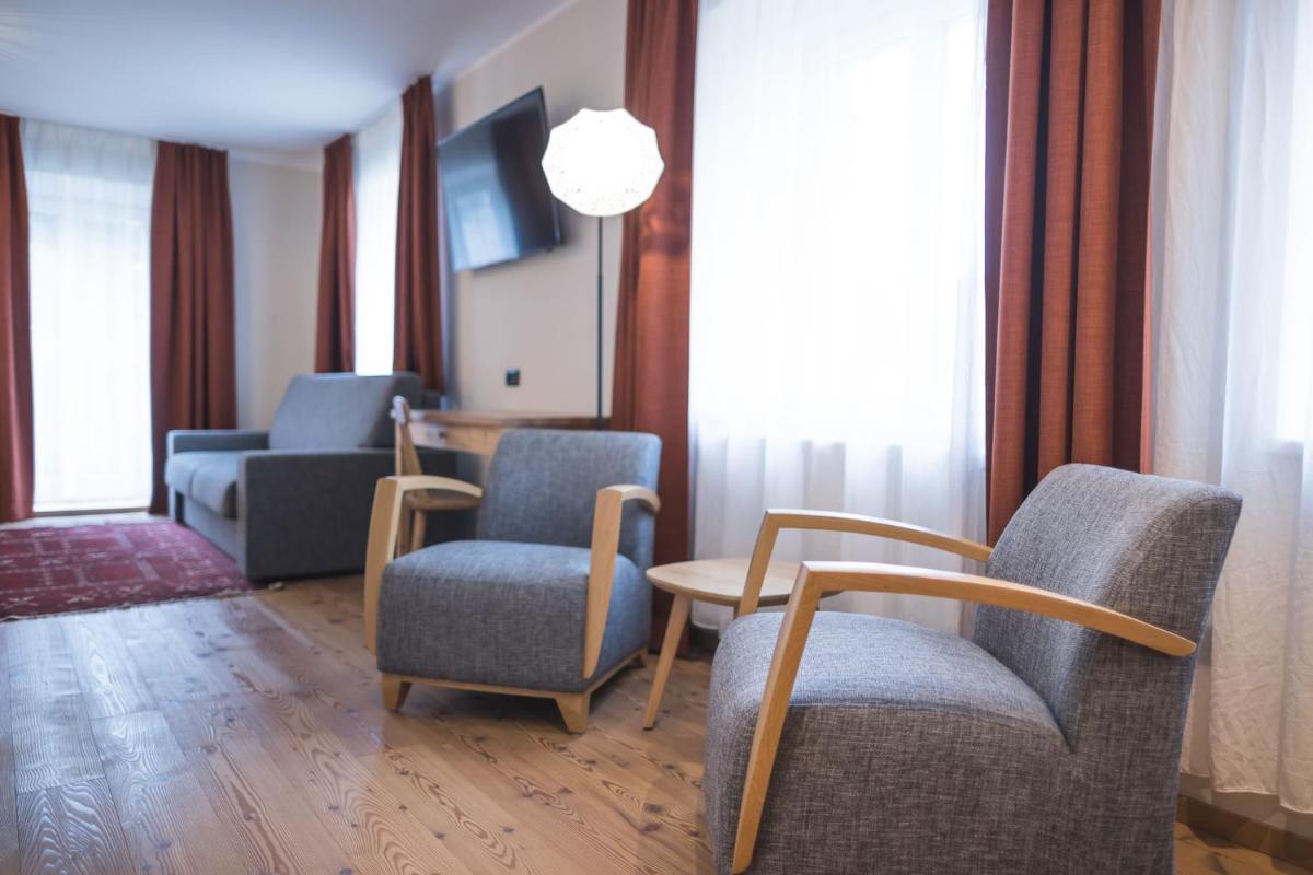 Emma Historic Hotel - Housity