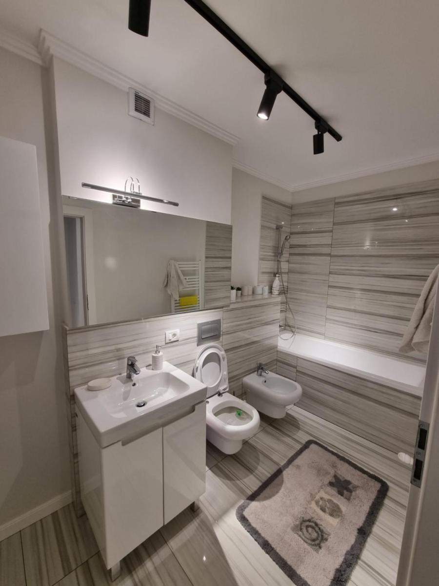 Apartament SUPERB in regim Hotelier- Arad Plaza - Housity
