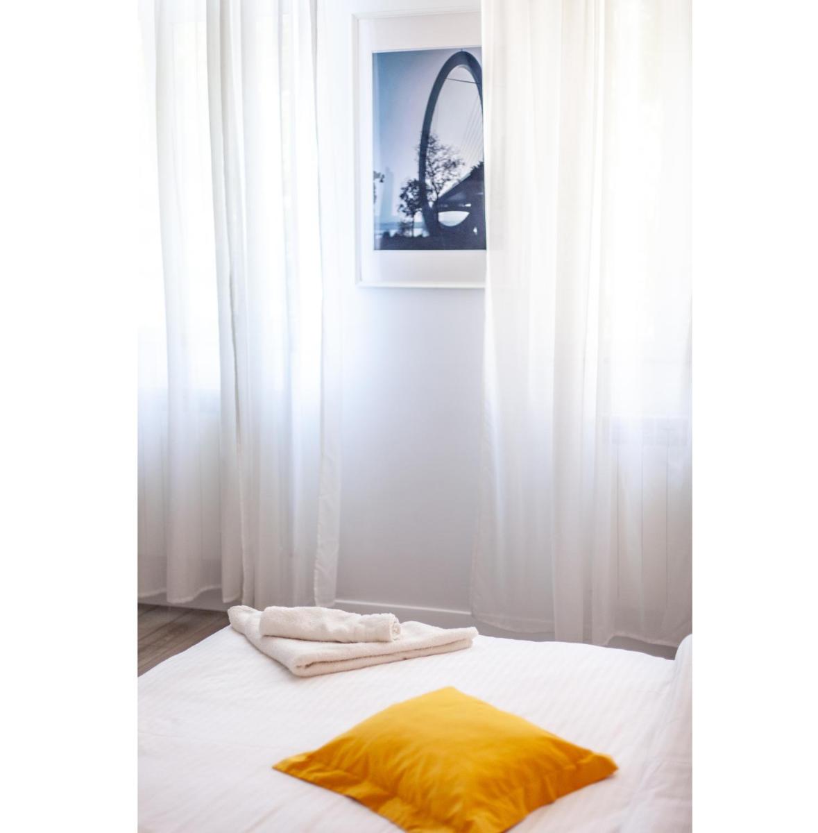 Modern Studio in the Heart of Iasi - Housity