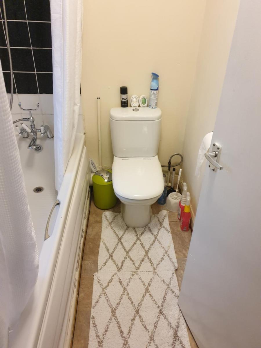 Splendid 4Bedrooms Shared Home - Housity