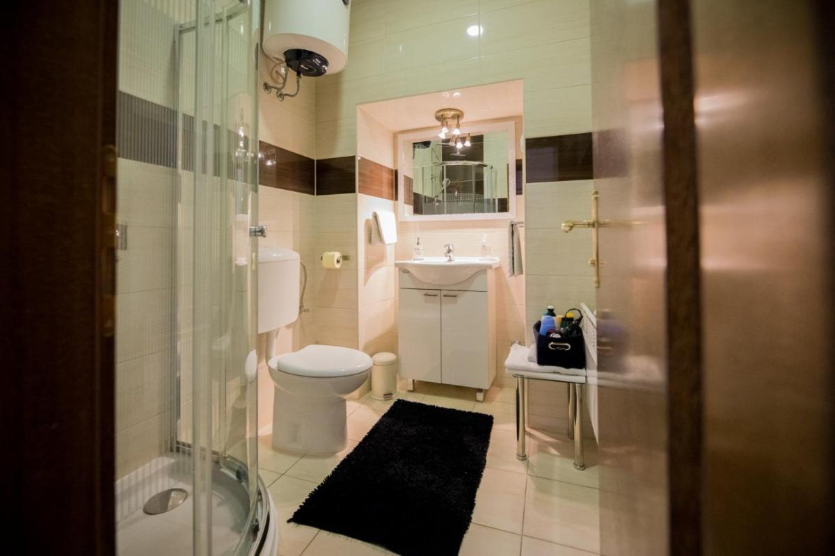 The Bridge - private parking - Housity