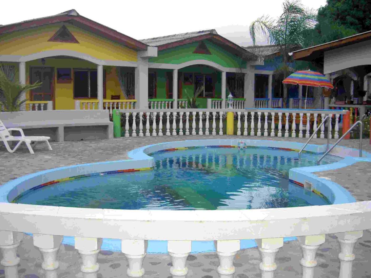 Rainbow Village - Housity