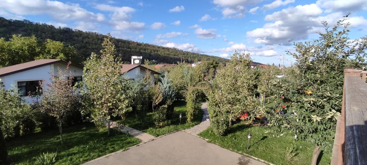 Xutorok Hotel & Restaurant - Housity