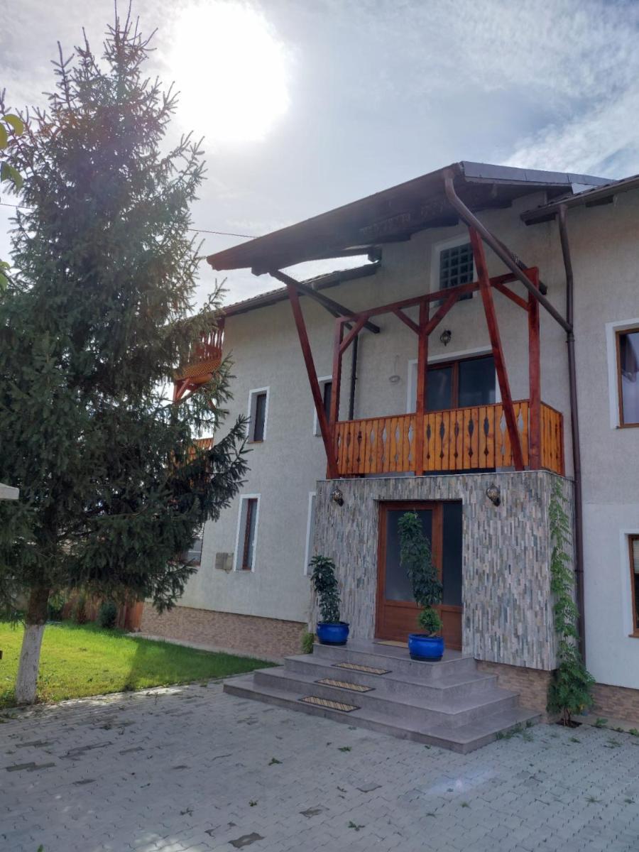 Pensiunea Vera - Housity