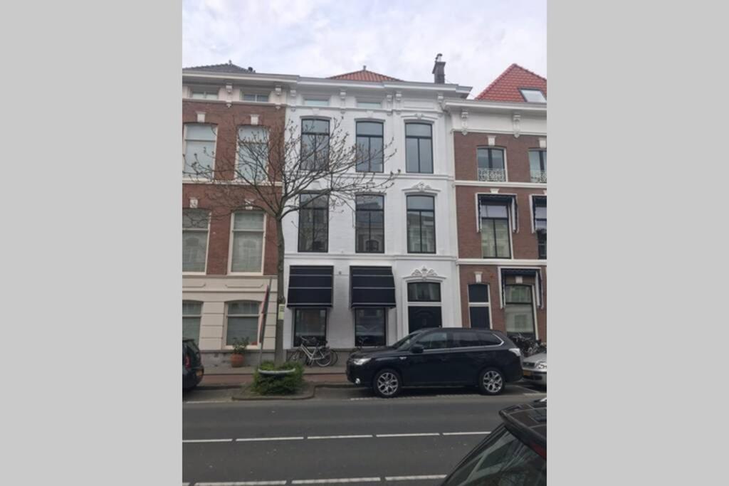 Huize Copes apartment Den Haag, 2 bed, 2 bath - Housity