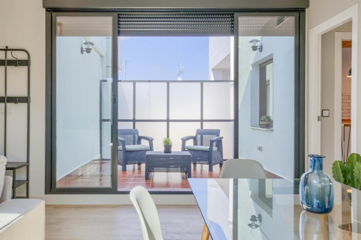 La Plaza-Atico - Housity