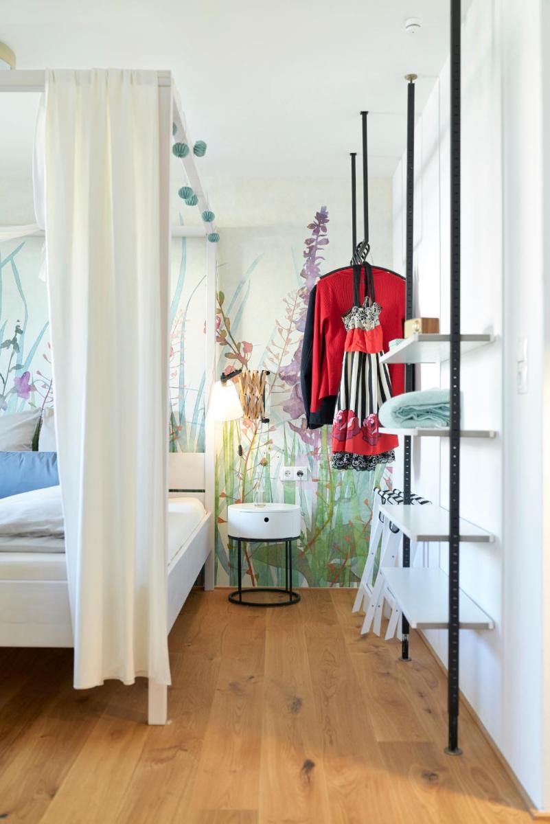 Rotes Haus Bregenz Garten Wohnung - Hizvo