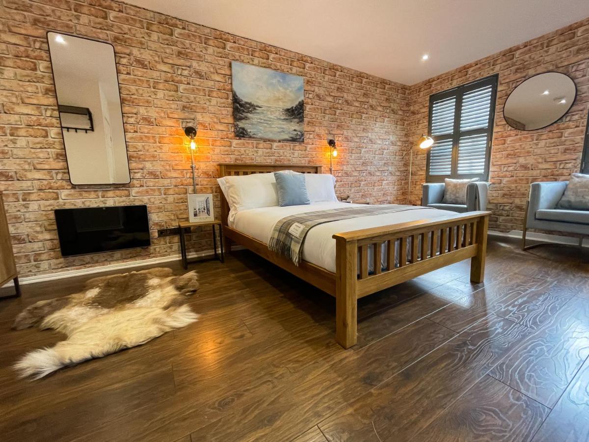 Studio Hart Castle Rock Grassmarket - Housity