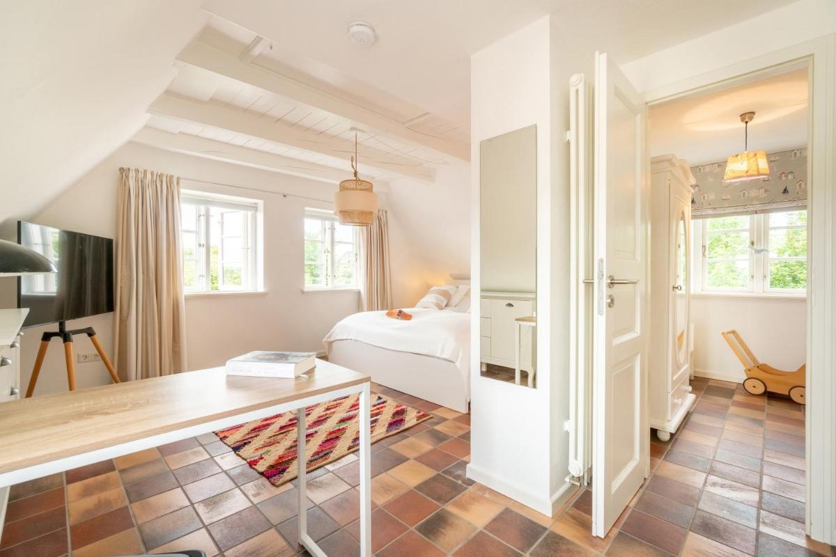 Pat's Eckhus - Housity