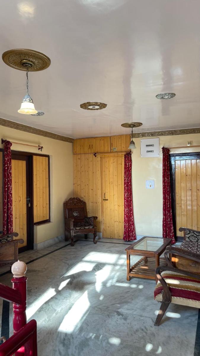 Suitetrails - Dilaram Guest House