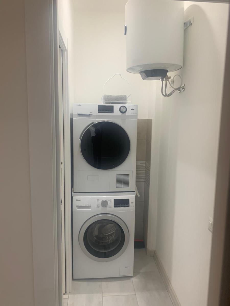 AllWhite IUN R5535 - Housity