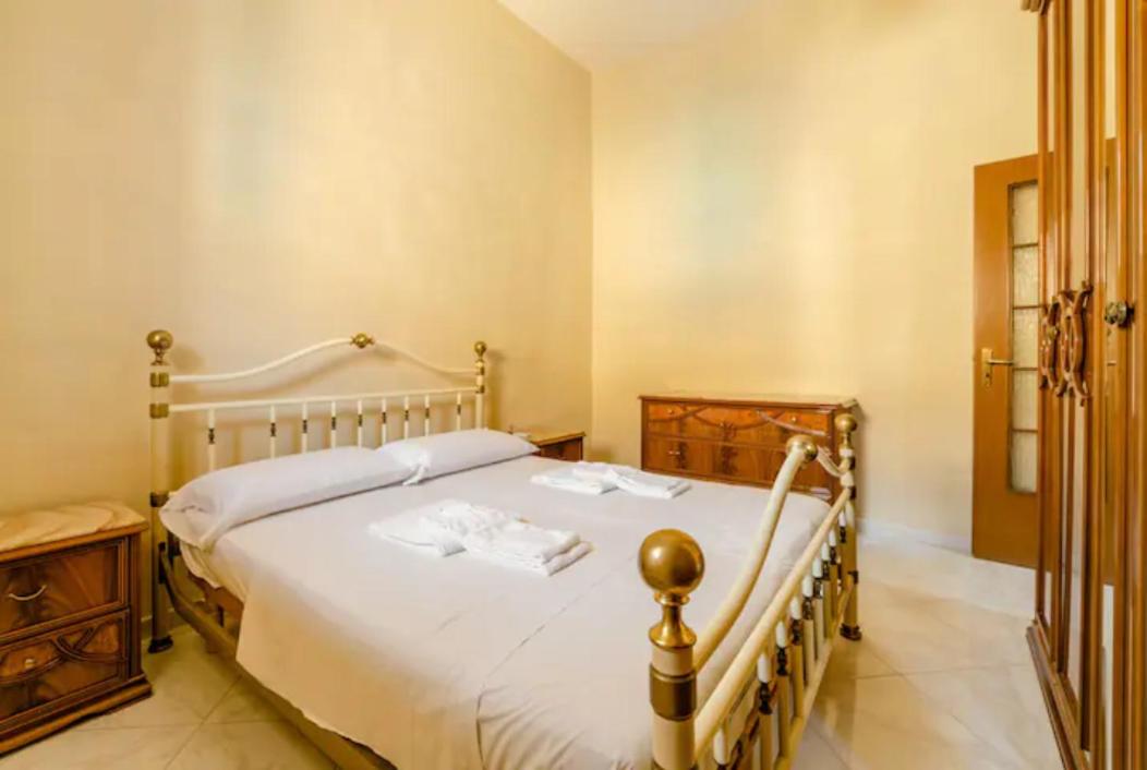 UNIVERSITY APARTMENT - SAN GIOVANNI A TEDUCCIO - Housity