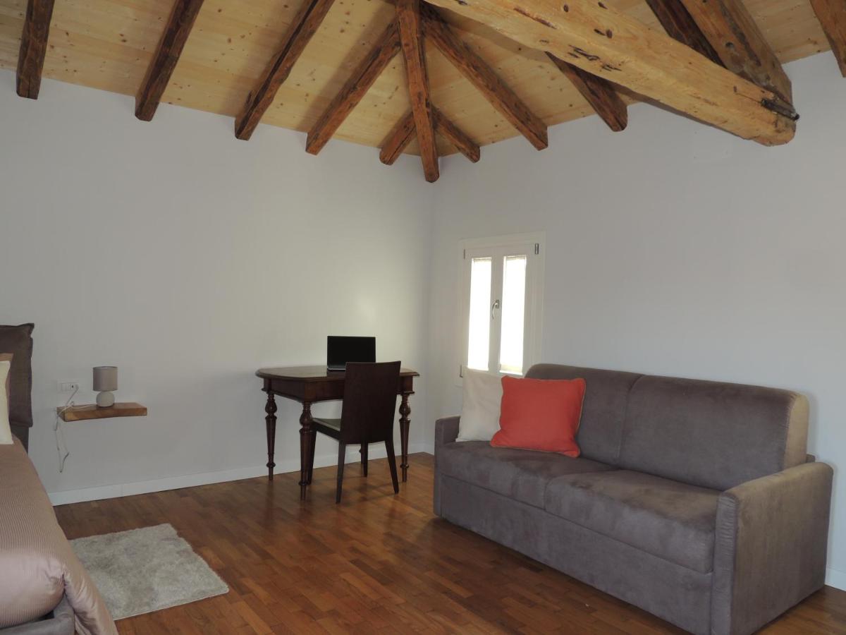 Ginkgo Guest House - Housity