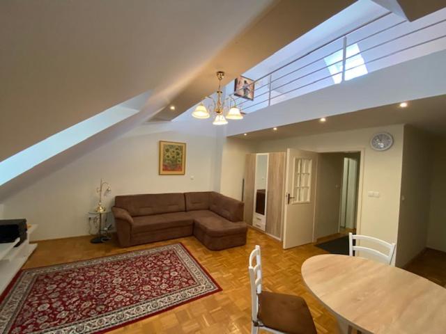 VILA GOLF 32 - Housity