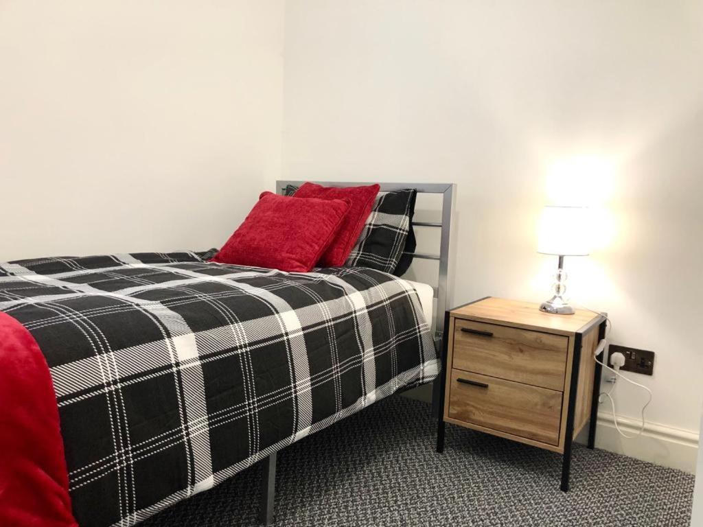 CLIFTON Apartments - Housity