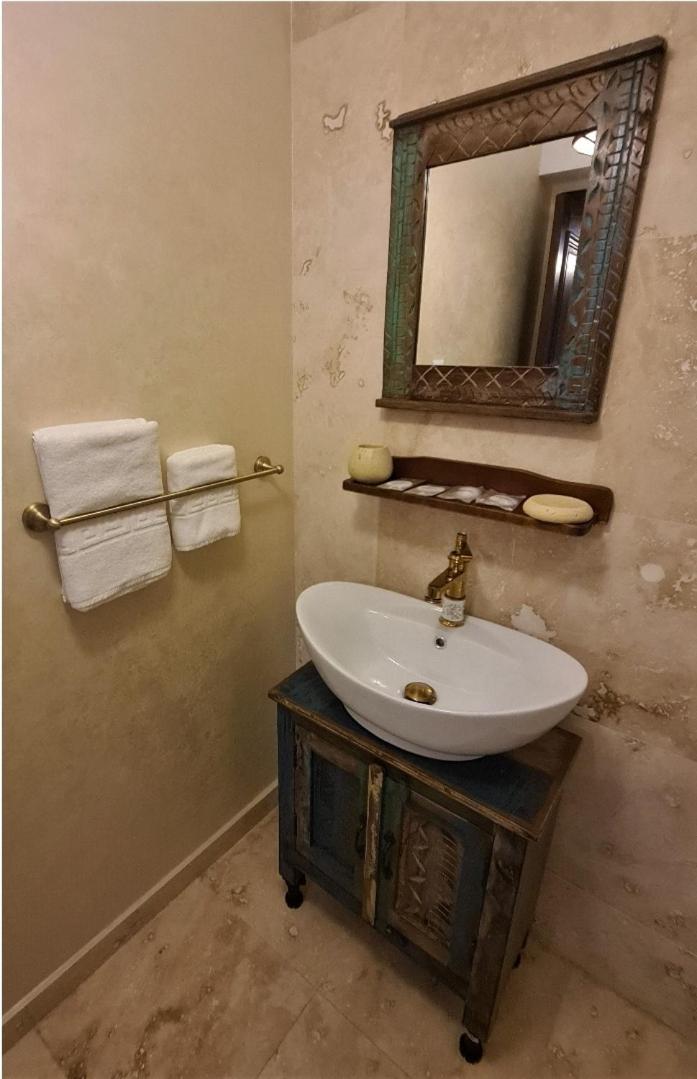 Kaleidoscope Boutique Hotel - Housity