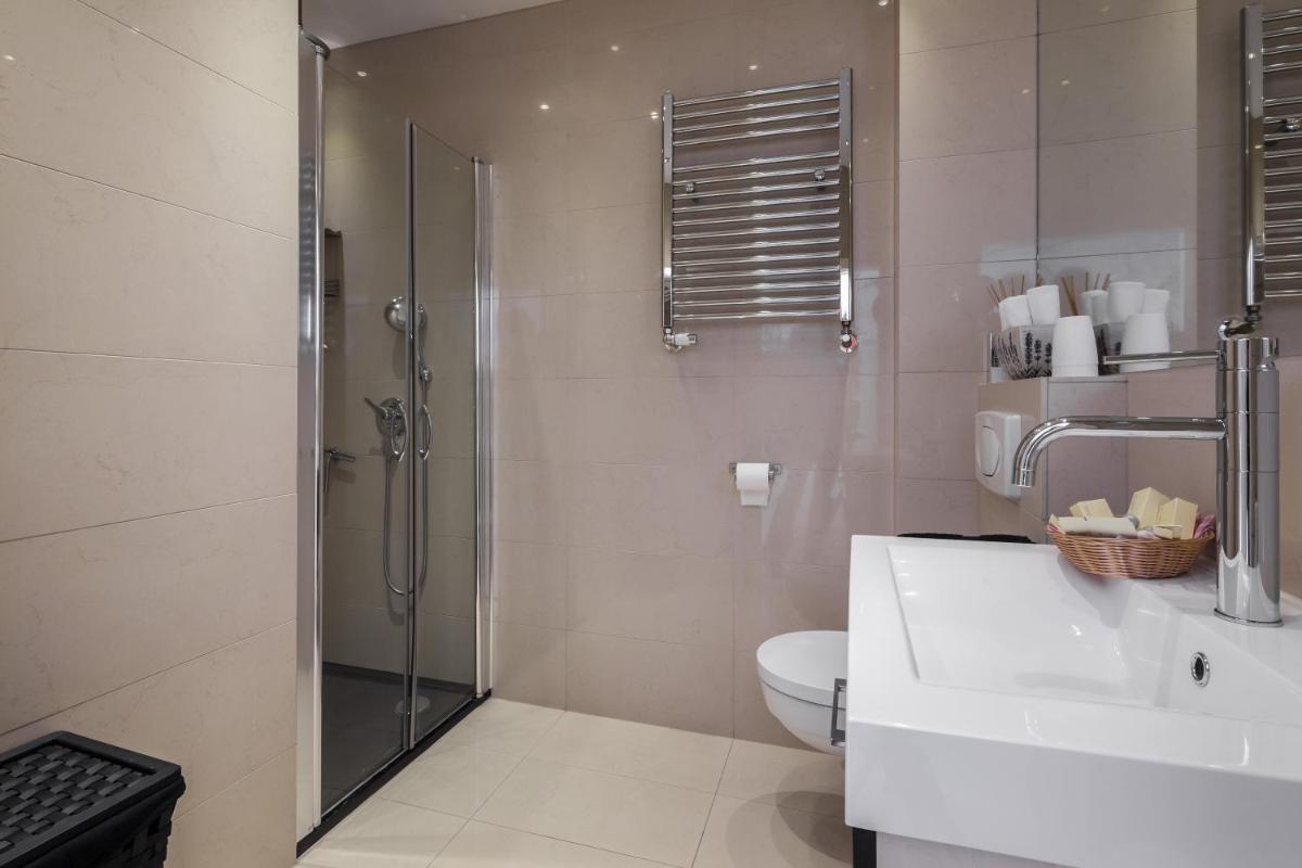 Suitetrails - GL Suites